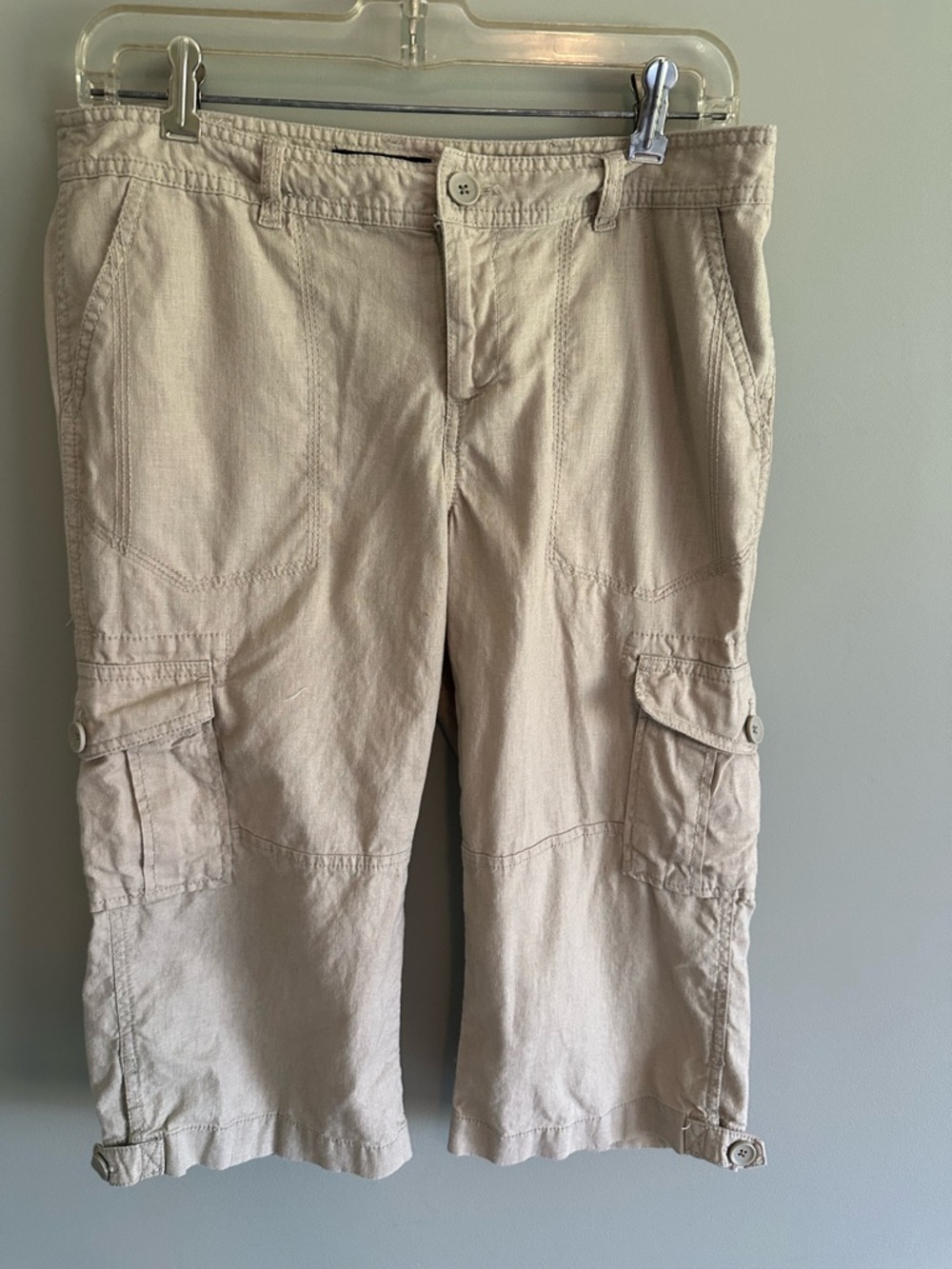 Banana Republic Beige Cargo Capri Pants